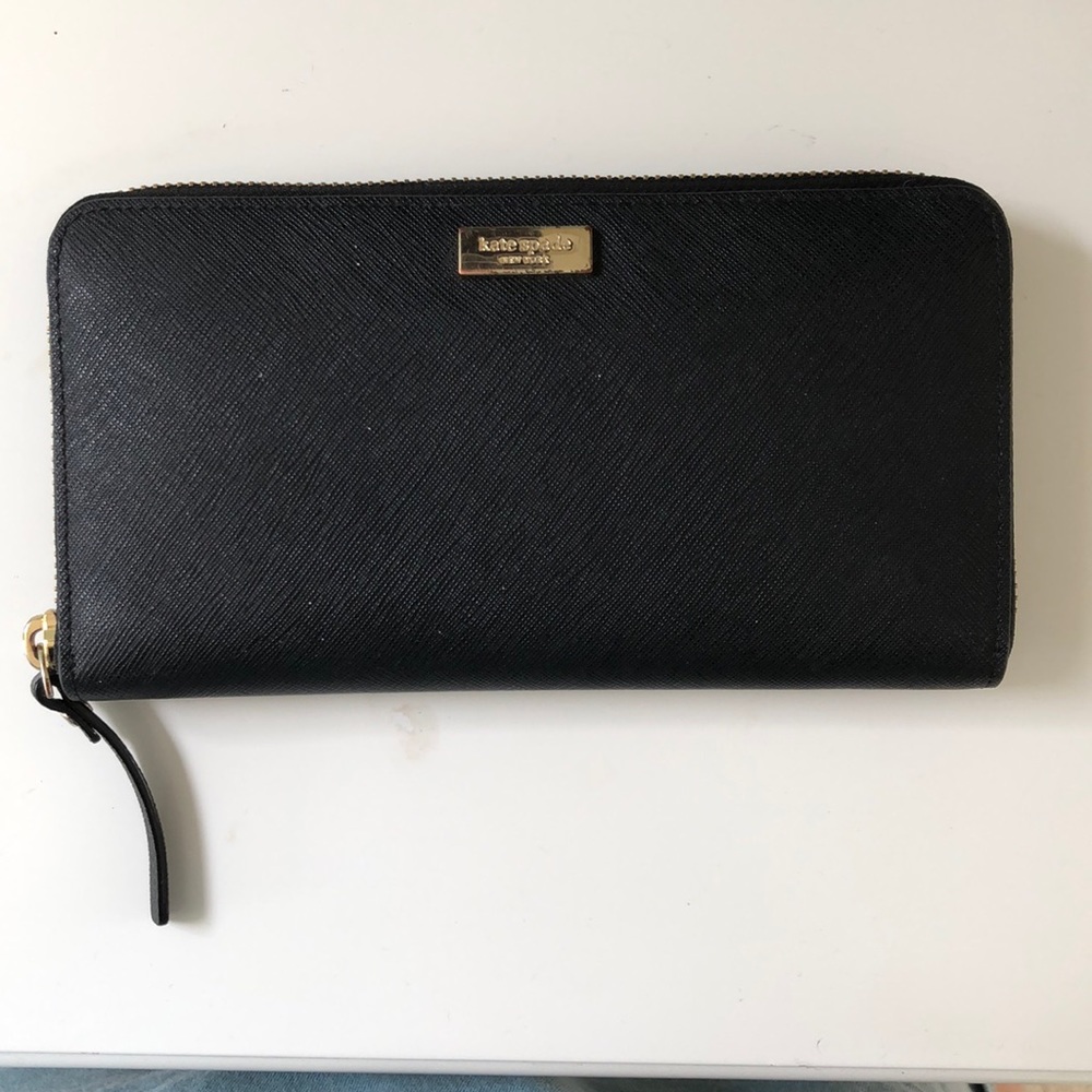 Black Kate Spade Wallet